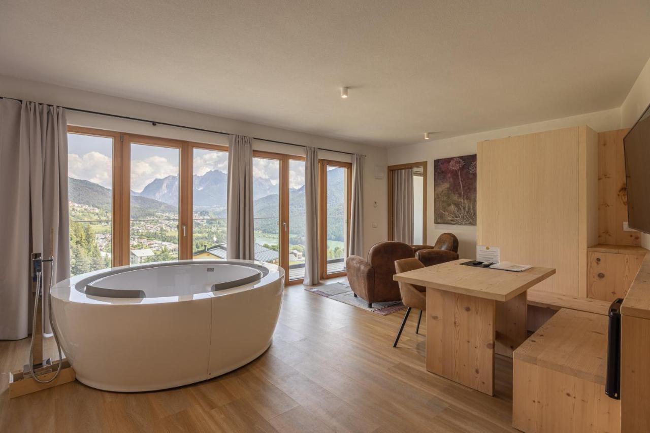 פייבה די קדורה Giallo Dolomiti Wellness מראה חיצוני תמונה